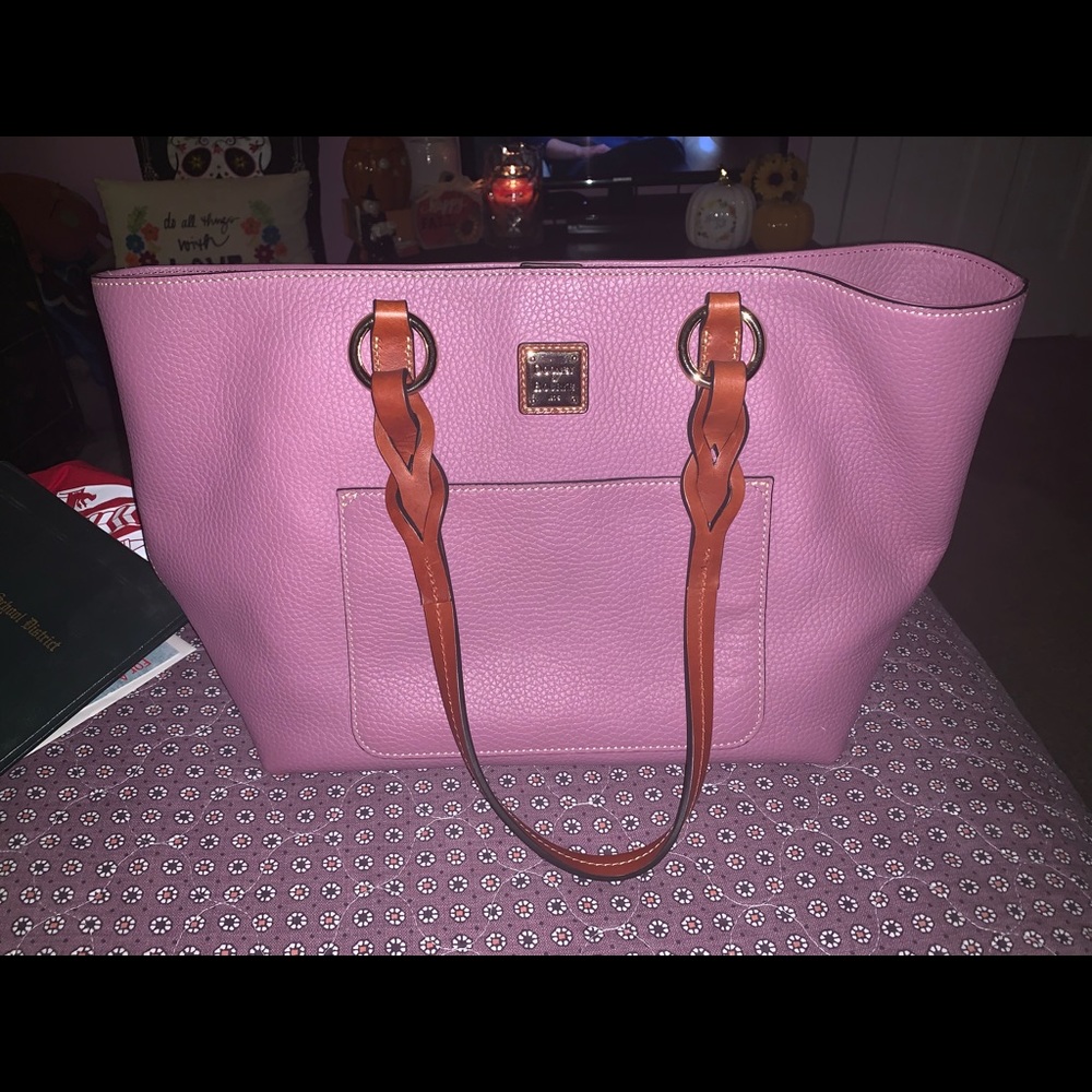 Dooney & Bourke tote